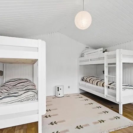 4 Bedroom Front In Thyholm