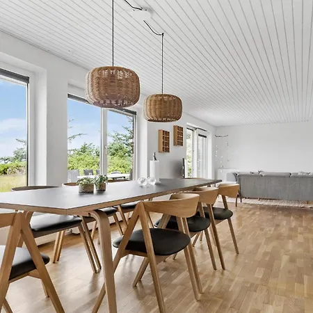 4 Bedroom Front In Thyholm