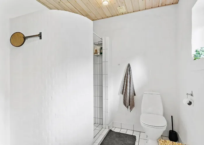 4 Bedroom Front In *